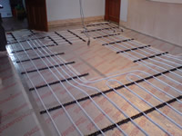 Kitchen refurbishment - under floor heating pipes laid